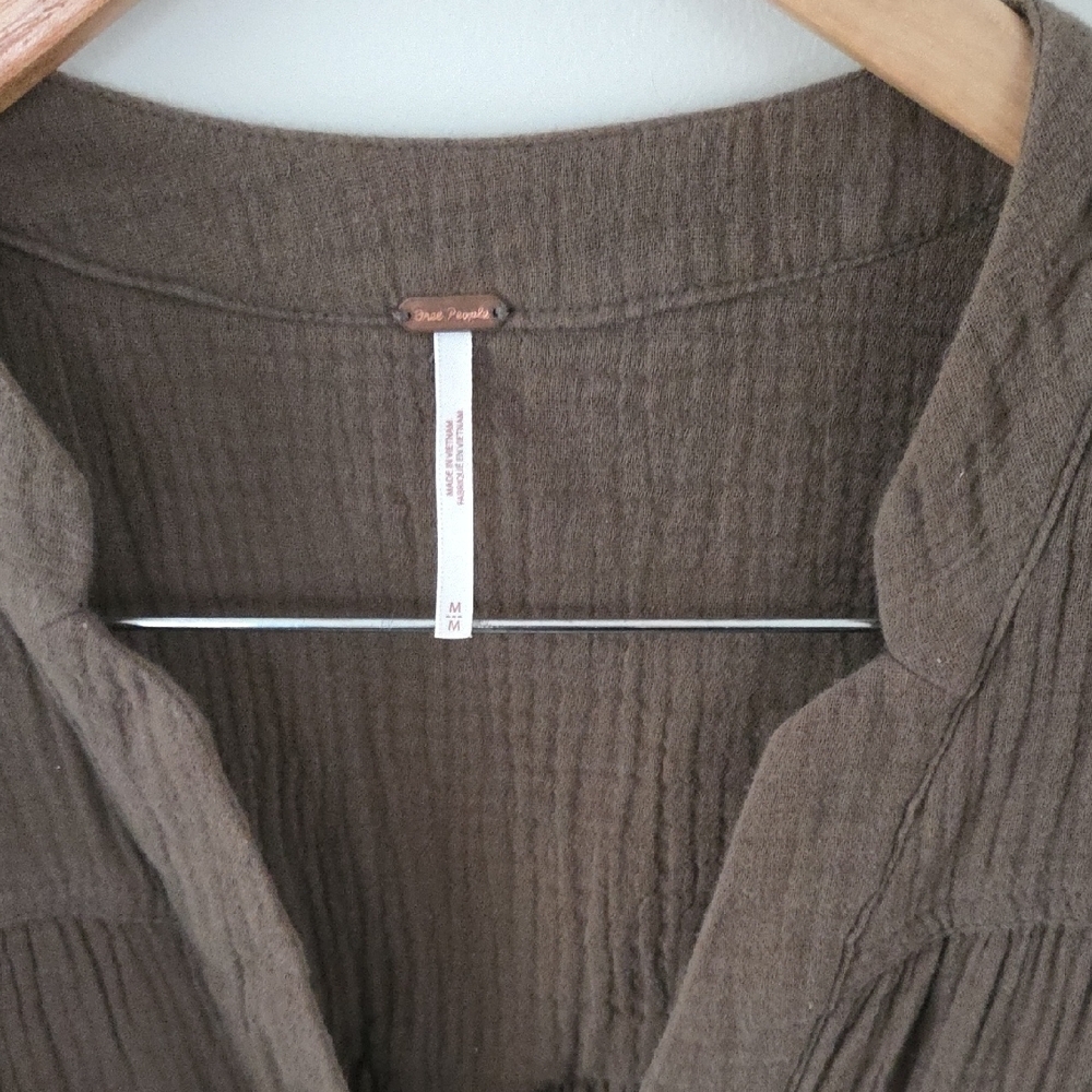 NWOT Free People Olive Blouse - Picture 4 of 9